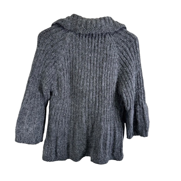 One Girl Who Womens Grey Cardigan Sweater Medium 3/4 Sleeve Knit Size Large - Picture 2 of 15